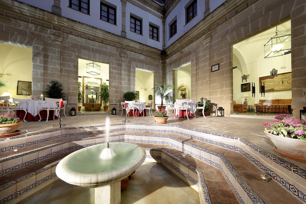 ホテル Crisol Monasterio De San Miguel エル・プエルト・デ・サンタ・マリア エクステリア 写真
